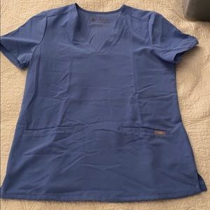 Figs Casma Three Pocket Scrub Top